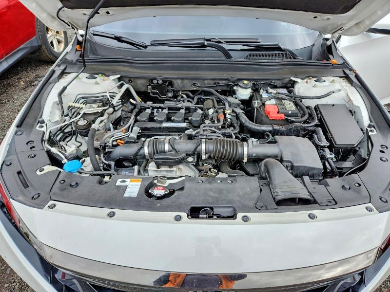 Продаж на аукціоні авто 2018 Honda Accord, vin: 1HGCV1F33JA022108, номер лоту: 69500666