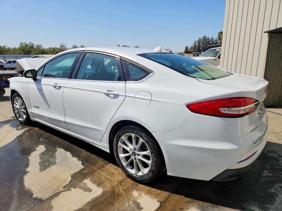 Продажа на аукционе авто 2019 Ford Fusion, vin: 3FA6P0LU3KR207771, номер лота: 69643416