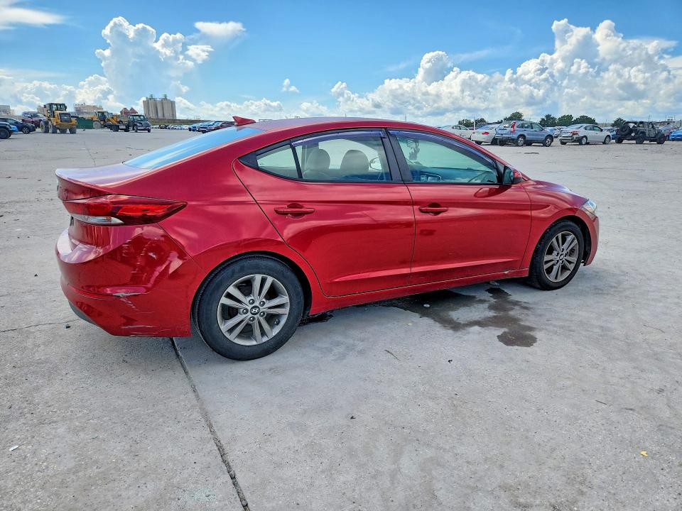 67167466 :رقم المزاد ، 5NPD84LF1HH025487 vin ، 2017 Hyundai Elantra مزاد بيع