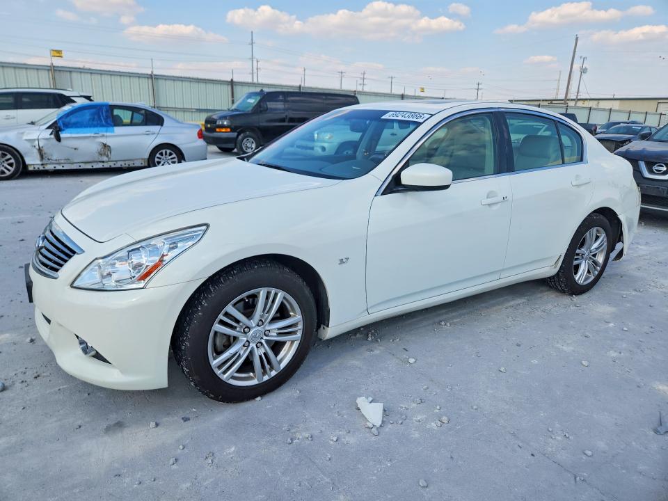 69243866 :رقم المزاد ، JN1CV6AR5FM651143 vin ، 2015 Infiniti Q40 مزاد بيع