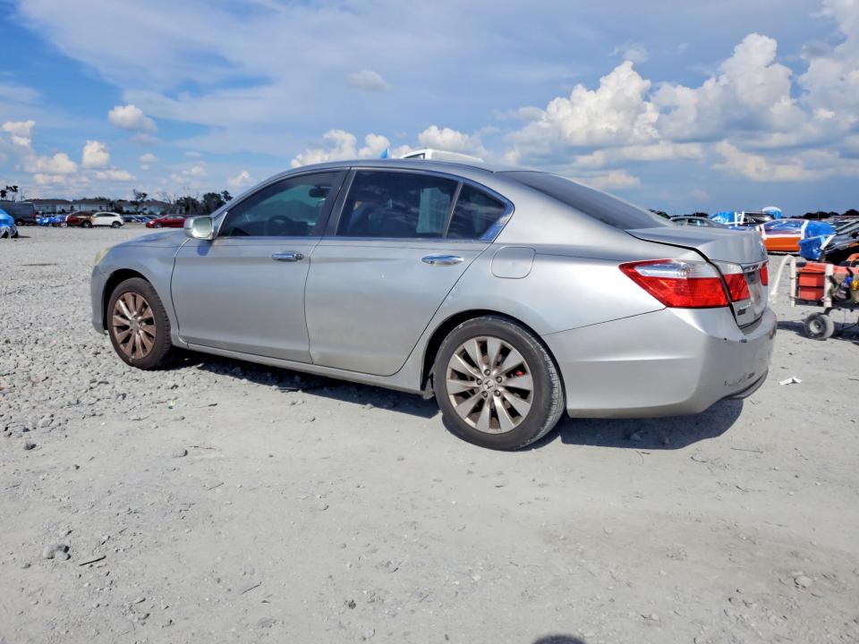 Продажа на аукционе авто 2014 Honda Accord, vin: 1HGCR2F71EA201833, номер лота: 70221166