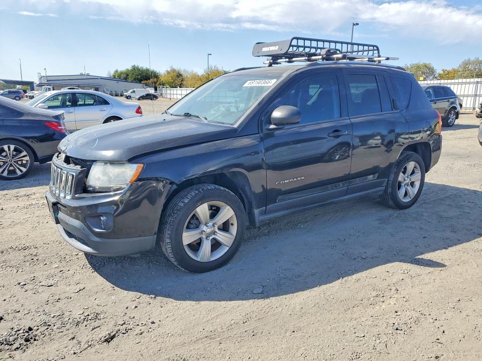 69190366 :رقم المزاد ، 1C4NJDAB2DD277693 vin ، 2013 Jeep Compass مزاد بيع