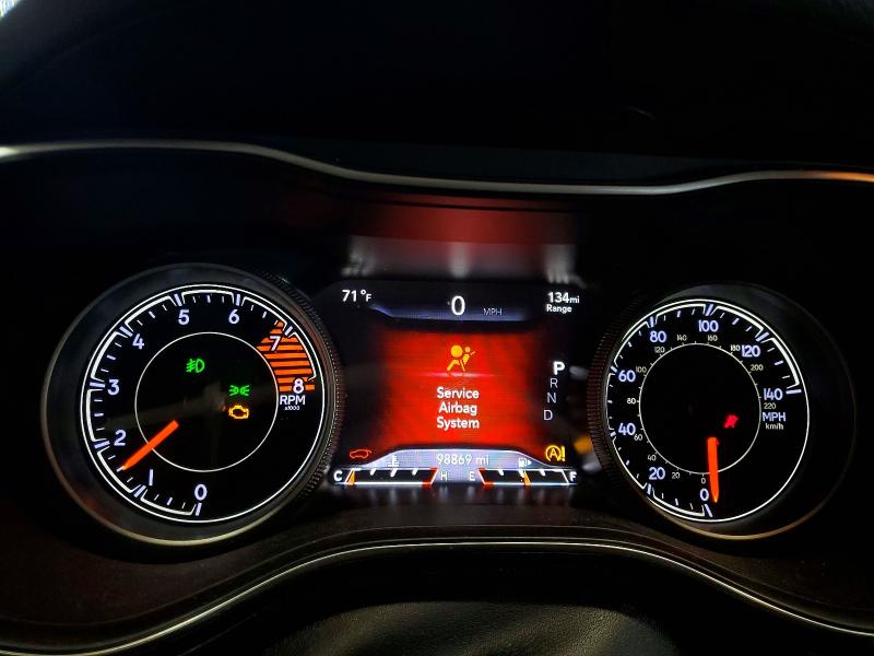 67401176 :رقم المزاد ، 1C4PJMDX0KD334695 vin ، 2019 Jeep Cherokee مزاد بيع