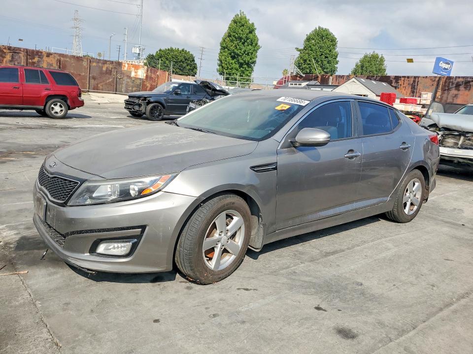 70166686 :رقم المزاد ، 5XXGM4A76FG373881 vin ، 2015 Kia Optima مزاد بيع