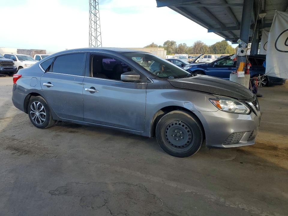 2016 Nissan Sentra მანქანა იყიდება აუქციონზე, vin: 3N1AB7AP5GL658318, აუქციონის ნომერი: 67843986