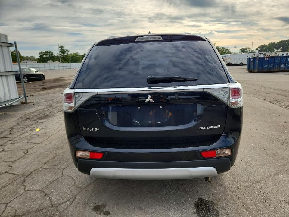 2015 Mitsubishi Outlander მანქანა იყიდება აუქციონზე, vin: JA4AD3A3XFZ013632, აუქციონის ნომერი: 70472156