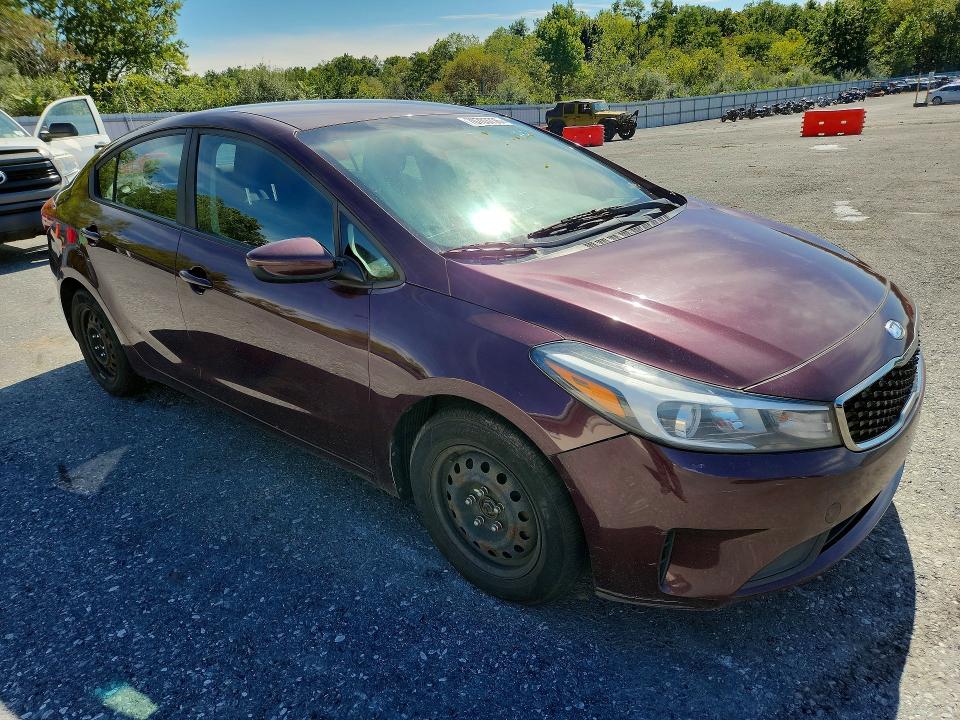 70703736 :رقم المزاد ، 3KPFK4A70JE236440 vin ، 2018 Kia Forte مزاد بيع