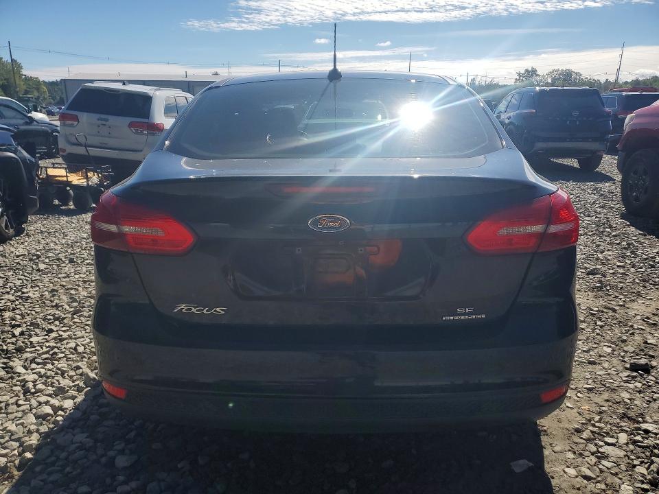 69841476 :رقم المزاد ، 1FADP3F22FL207333 vin ، 2015 Ford Focus مزاد بيع