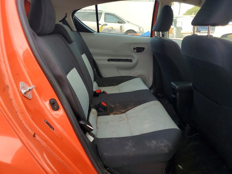 2013 Toyota Prius C მანქანა იყიდება აუქციონზე, vin: JTDKDTB35D1048311, აუქციონის ნომერი: 70055836