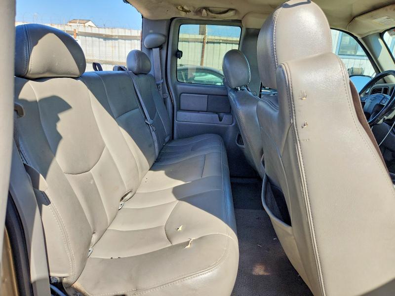 69537836 :رقم المزاد ، 1GCEC19T36Z197783 vin ، 2006 Chevrolet Silverado مزاد بيع