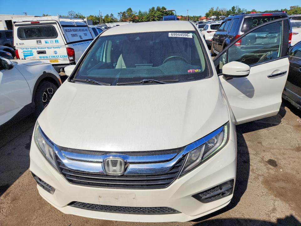 Продажа на аукционе авто 2018 Honda Odyssey, vin: 5FNRL6H55JB006123, номер лота: 69944596