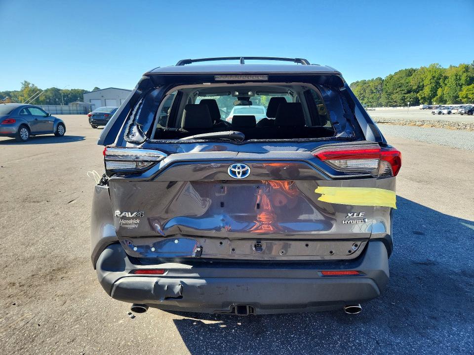 2022 Toyota Rav4 მანქანა იყიდება აუქციონზე, vin: 4T3RWRFV8NU077523, აუქციონის ნომერი: 70044066