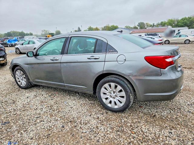69903506 :رقم المزاد ، 1C3CCBAB3CN222799 vin ، 2012 Chrysler 200 مزاد بيع