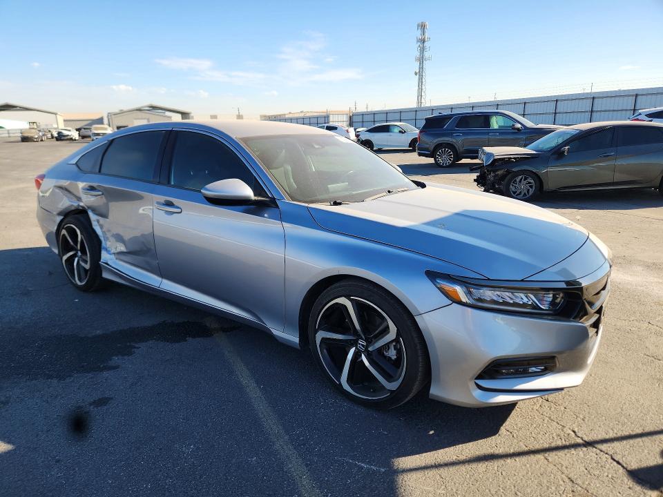 68266636 :رقم المزاد ، 1HGCV1F34LA139215 vin ، 2020 Honda Accord مزاد بيع