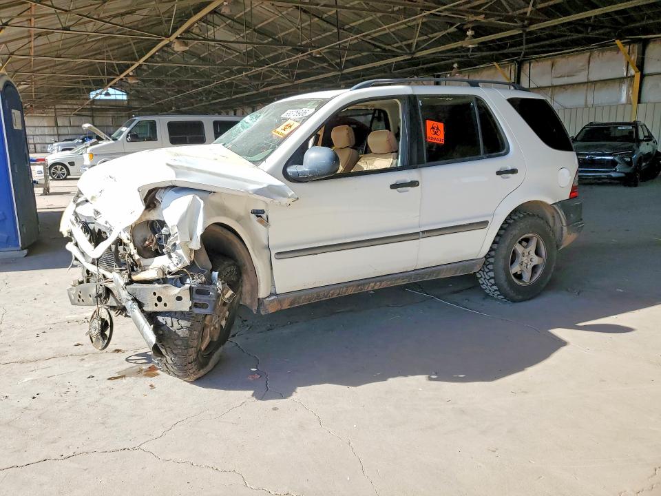 68370906 :رقم المزاد ، 4JGAB54E9XA128707 vin ، 1999 Mercedes-benz Ml مزاد بيع