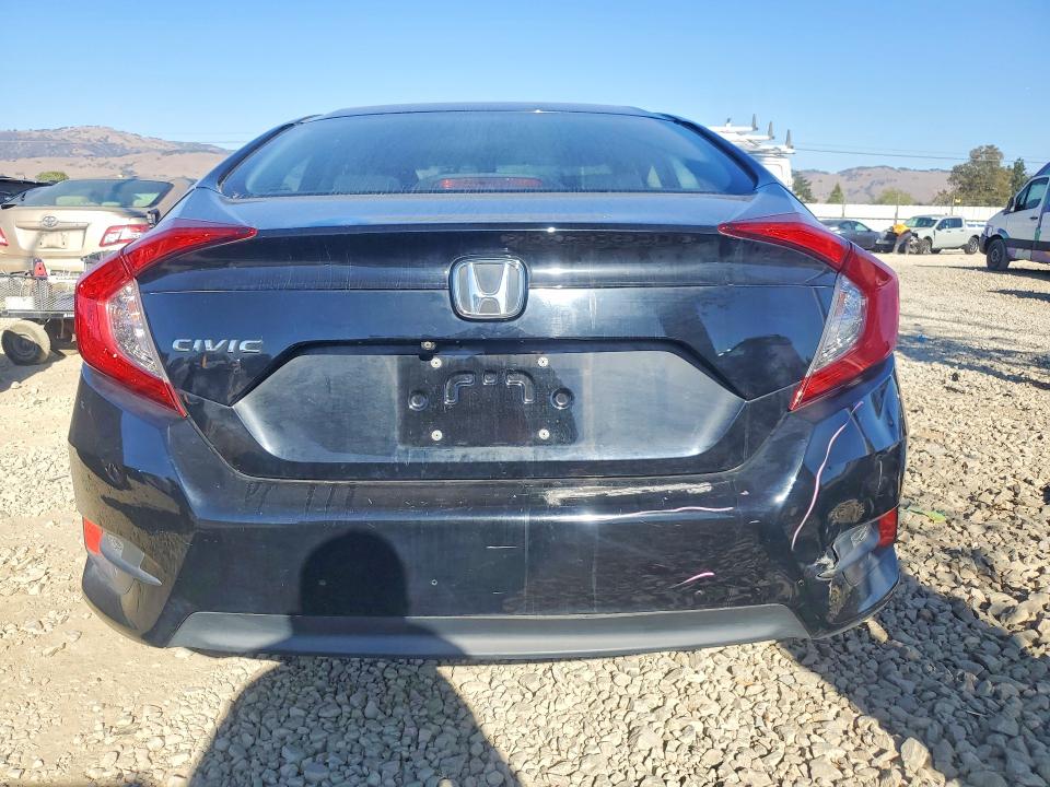 2017 Honda Civic მანქანა იყიდება აუქციონზე, vin: 2HGFC2F54HH556191, აუქციონის ნომერი: 71301686