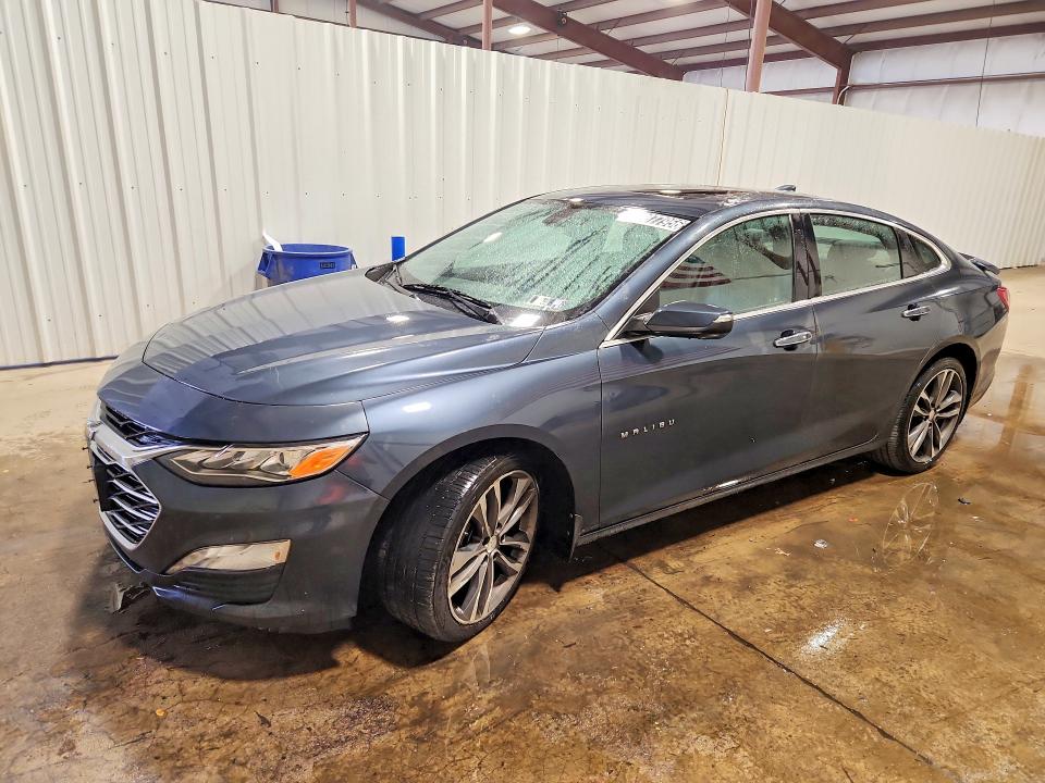 69877956 :رقم المزاد ، 1G1ZE5SX0LF076893 vin ، 2020 Chevrolet Malibu مزاد بيع