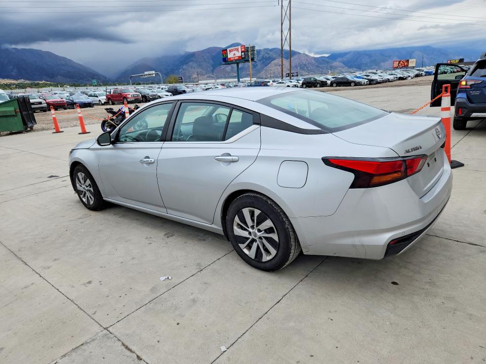 70998206 :رقم المزاد ، 1N4BL4BV8PN373144 vin ، 2023 Nissan Altima مزاد بيع