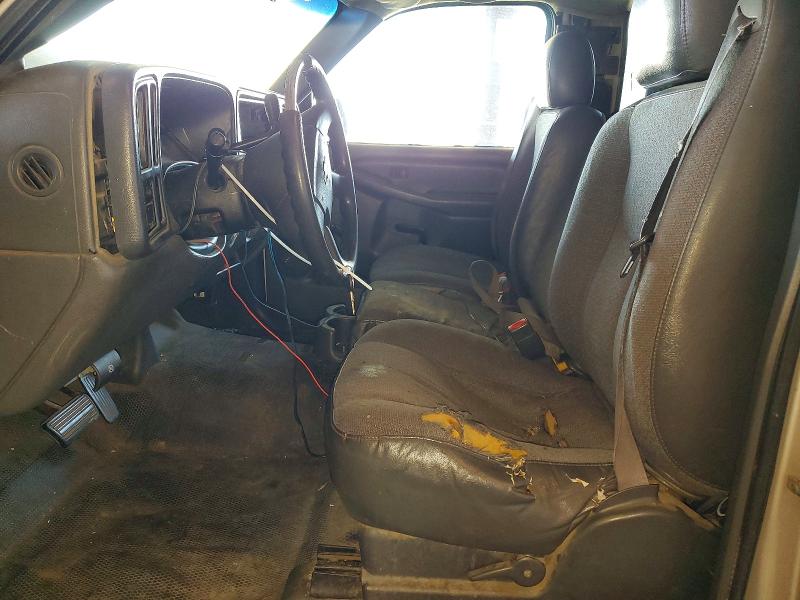 70112486 :رقم المزاد ، 1GCEC14V44Z263067 vin ، 2004 Chevrolet Silverado مزاد بيع