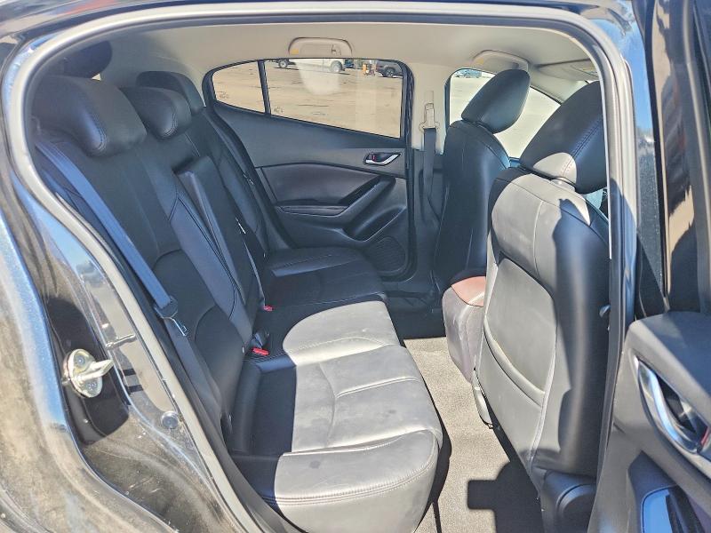 68013606 :رقم المزاد ، 3MZBN1L77HM139024 vin ، 2017 Mazda 3 مزاد بيع