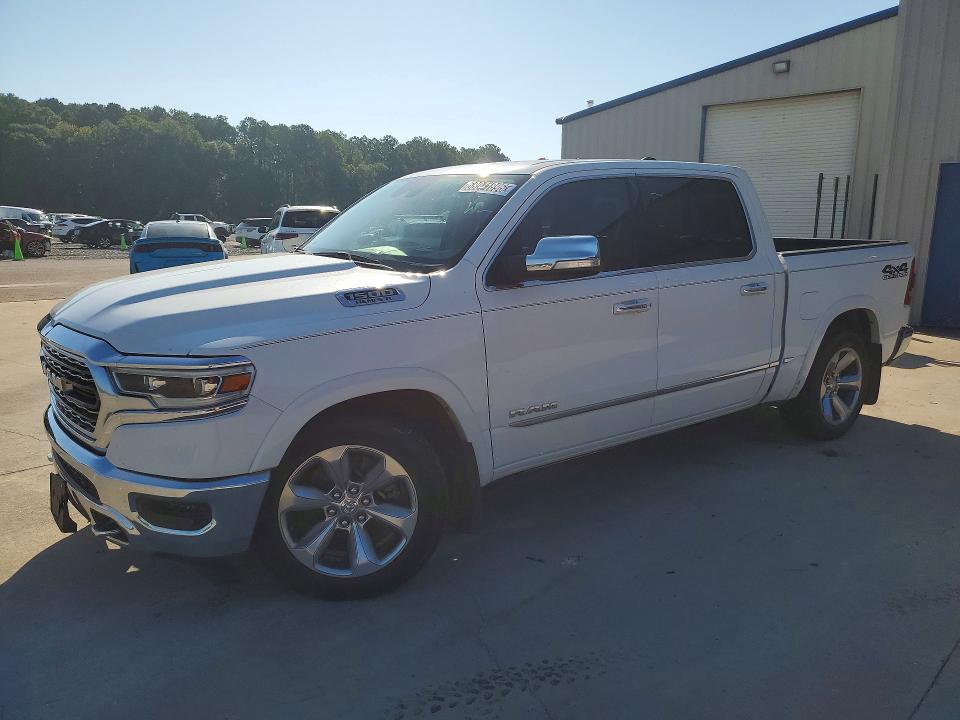 68071896 :رقم المزاد ، 1C6SRFHT7LN328448 vin ، 2020 Ram 1500 مزاد بيع