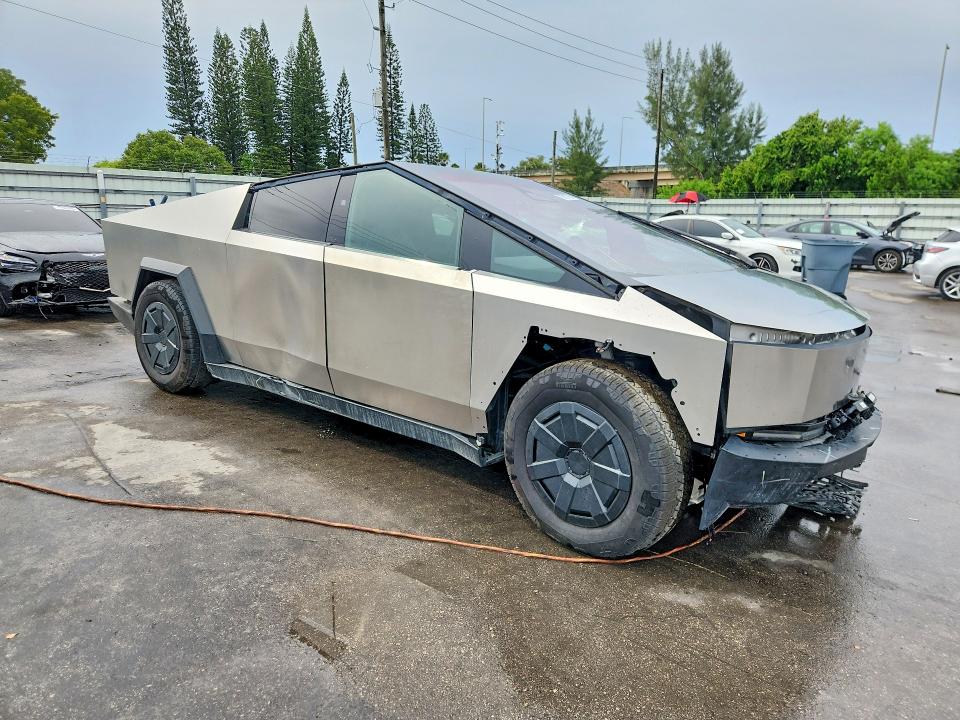 Aukcja sprzedaży 2024 Tesla Cybertruck, vin: 7G2CEHED4RA050983, numer aukcji: 70819796