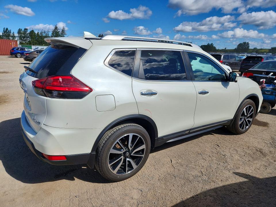 67971296 :رقم المزاد ، 5N1AT2MV2HC758151 vin ، 2017 Nissan Rogue مزاد بيع
