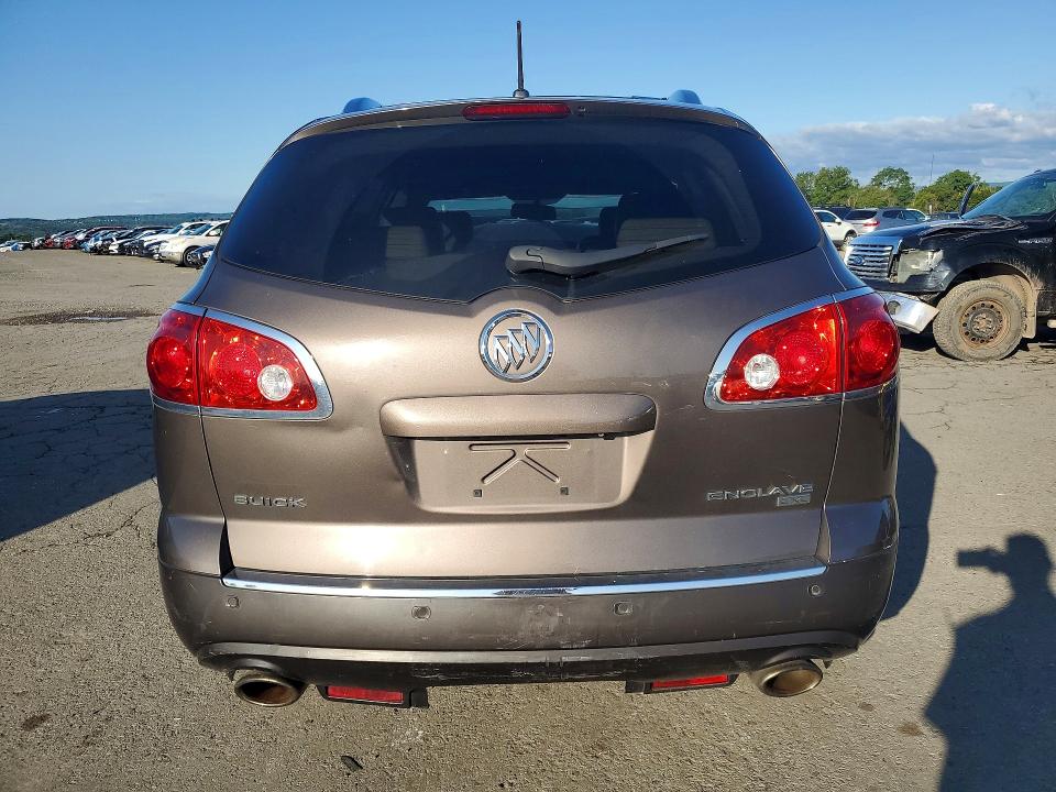 68264906 :رقم المزاد ، 5GAKRBED5BJ280096 vin ، 2011 Buick Enclave مزاد بيع