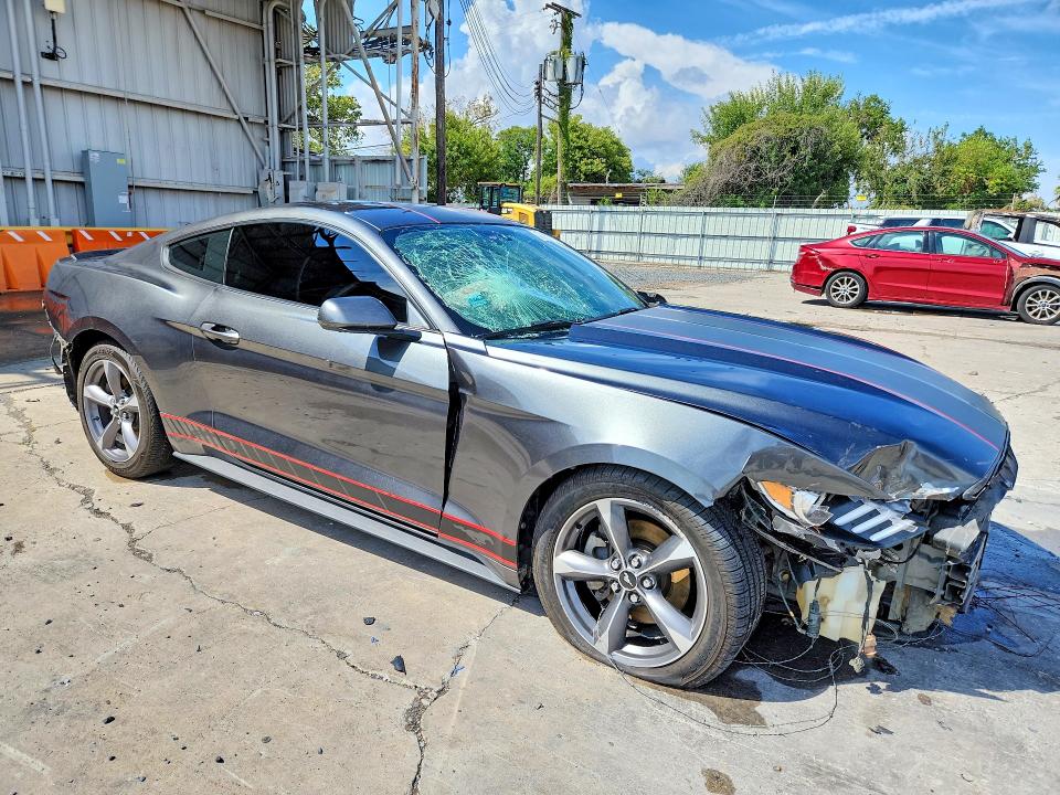 Продажа на аукционе авто 2017 Ford Mustang, vin: 1FA6P8TH2H5358257, номер лота: 70061796