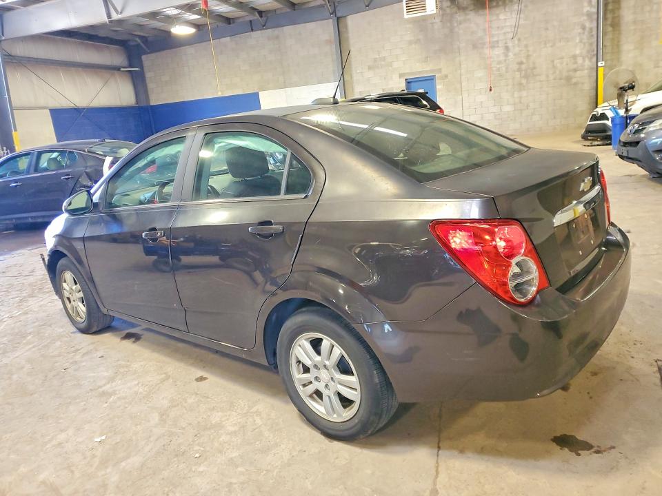 67897796 :رقم المزاد ، 1G1JC5SG3F4113566 vin ، 2015 Chevrolet Sonic مزاد بيع