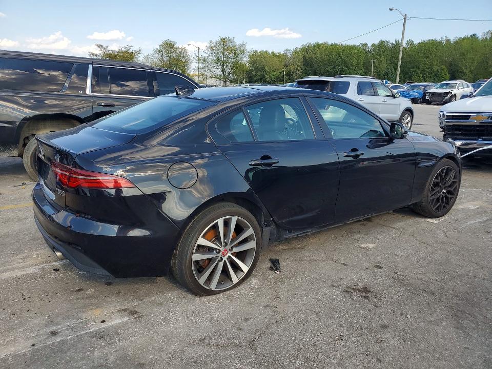 68132726 :رقم المزاد ، SAJAJ4FX4LCP63558 vin ، 2020 Jaguar Xe مزاد بيع