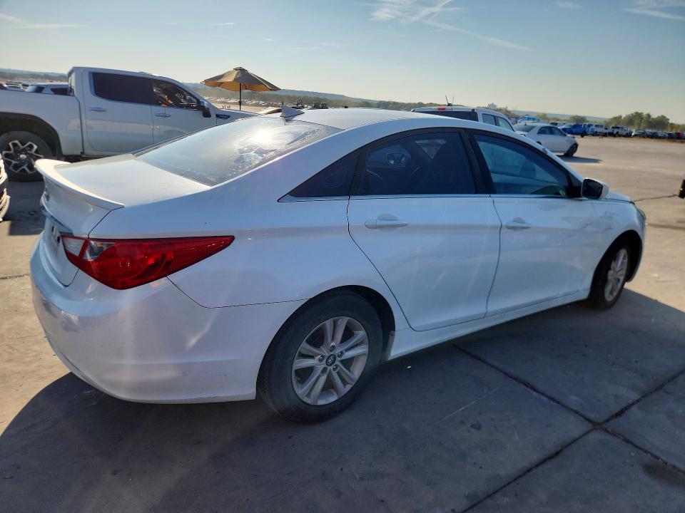Auction sale of the 2013 Hyundai Sonata, vin: 5NPEB4AC8DH735995, lot number: 69740506