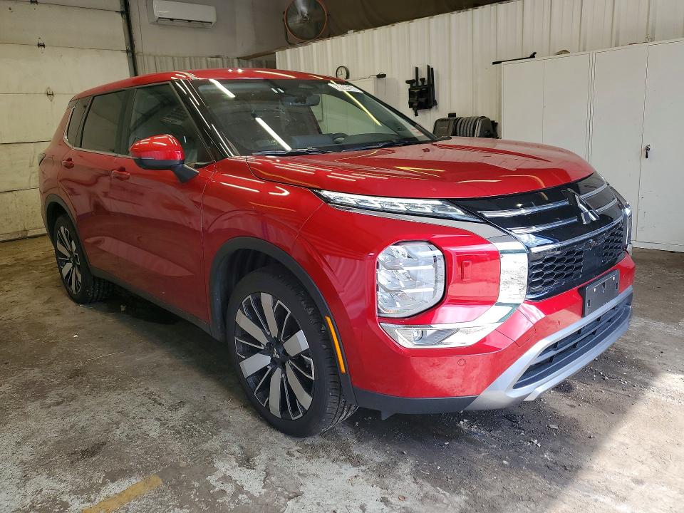 67904656 :رقم المزاد ، JA4J4VA8XSZ035227 vin ، 2025 Mitsubishi Outlander مزاد بيع