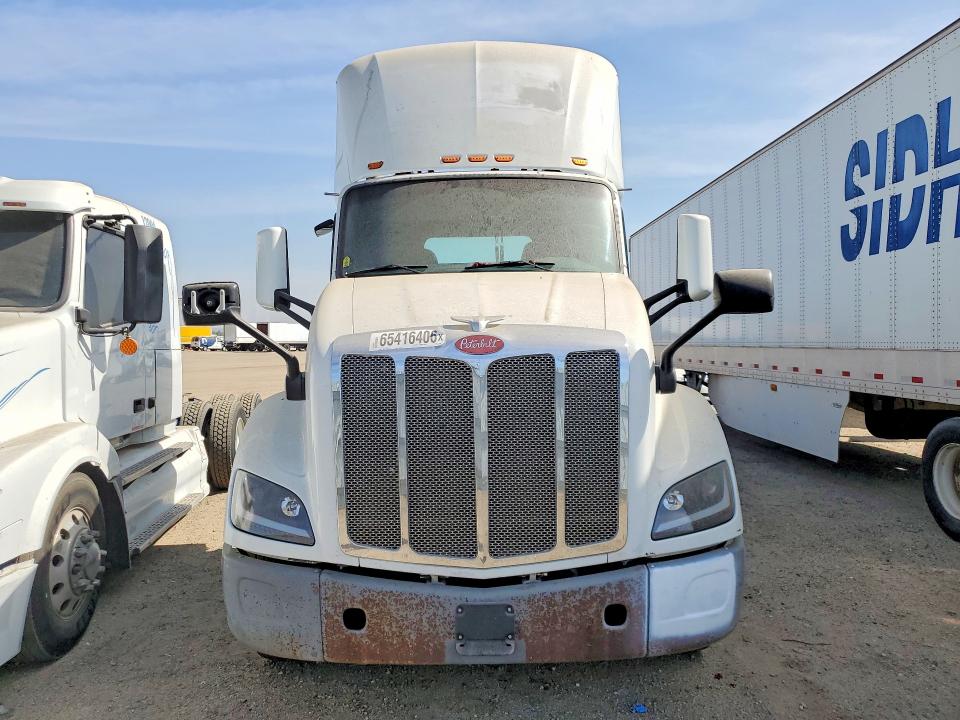 2016 Peterbilt 579 მანქანა იყიდება აუქციონზე, vin: 1XPBA48X2GD339794, აუქციონის ნომერი: 65416406