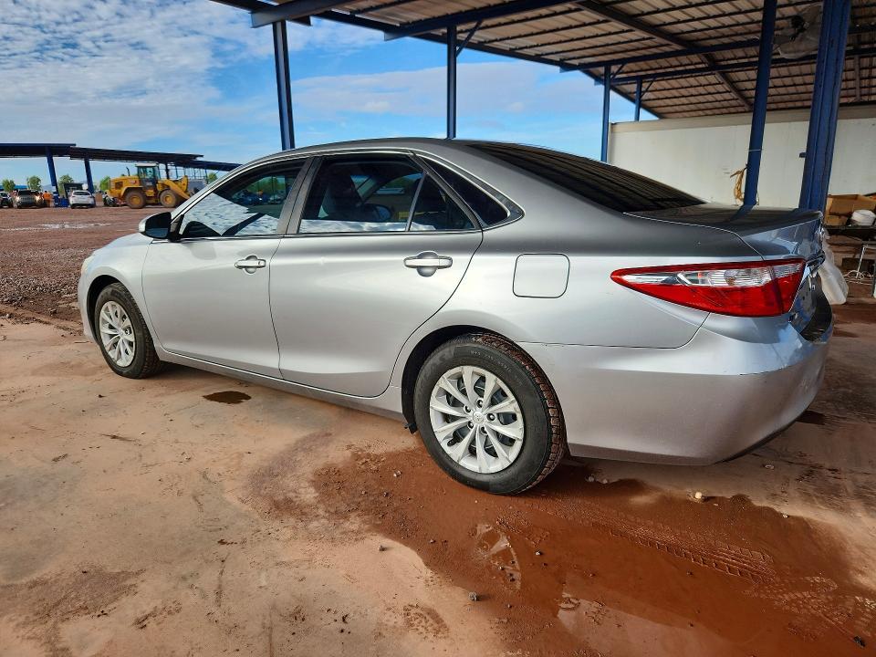 59408326 :رقم المزاد ، 4T4BF1FK0FR491680 vin ، 2015 Toyota Camry مزاد بيع