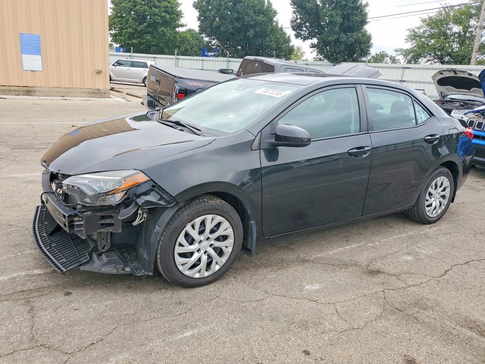 70075256 :رقم المزاد ، 2T1BURHE0JC090498 vin ، 2018 Toyota Corolla مزاد بيع