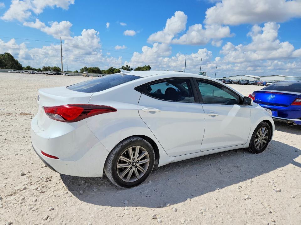 Продажа на аукционе авто 2016 Hyundai Elantra, vin: 5NPDH4AE8GH757124, номер лота: 68039286