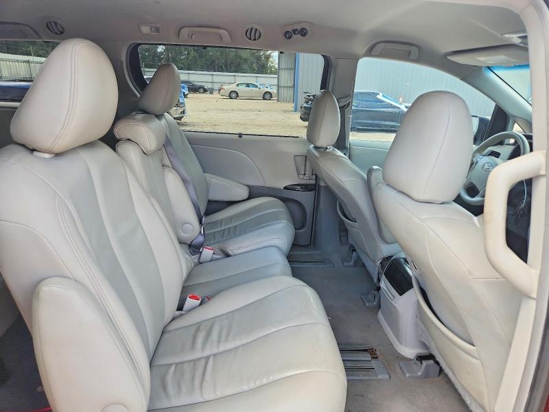 2011 Toyota Sienna მანქანა იყიდება აუქციონზე, vin: 5TDKK3DC8BS029366, აუქციონის ნომერი: 69848506