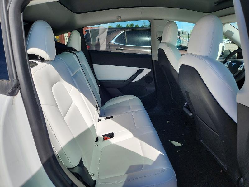 67849406 :رقم المزاد ، 7SAYGDEE0NF418323 vin ، 2022 Tesla Model Y مزاد بيع