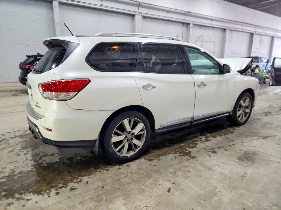 2016 Nissan Pathfinder მანქანა იყიდება აუქციონზე, vin: 5N1AR2MM7GC637264, აუქციონის ნომერი: 70117376
