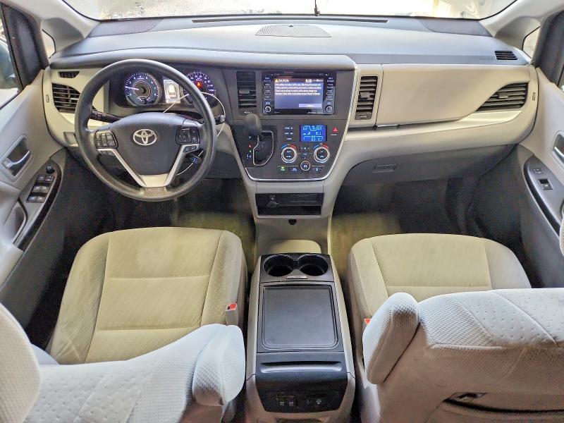 Продажа на аукционе авто 2018 Toyota Sienna, vin: 5TDKZ3DC7JS919576, номер лота: 67399036