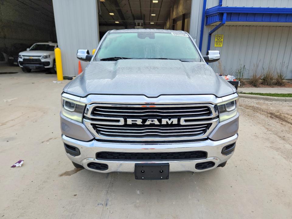 69825106 :رقم المزاد ، 1C6RRFJG3MN542009 vin ، 2021 Ram 1500 مزاد بيع