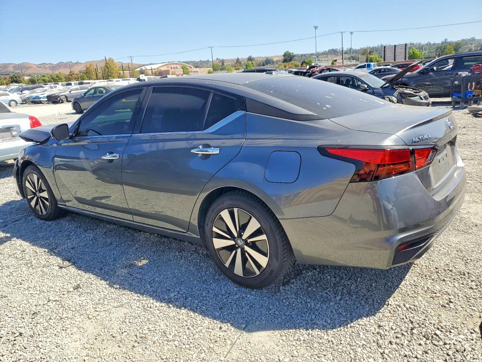 2019 Nissan Altima მანქანა იყიდება აუქციონზე, vin: 1N4BL4EV6KC157230, აუქციონის ნომერი: 67645936