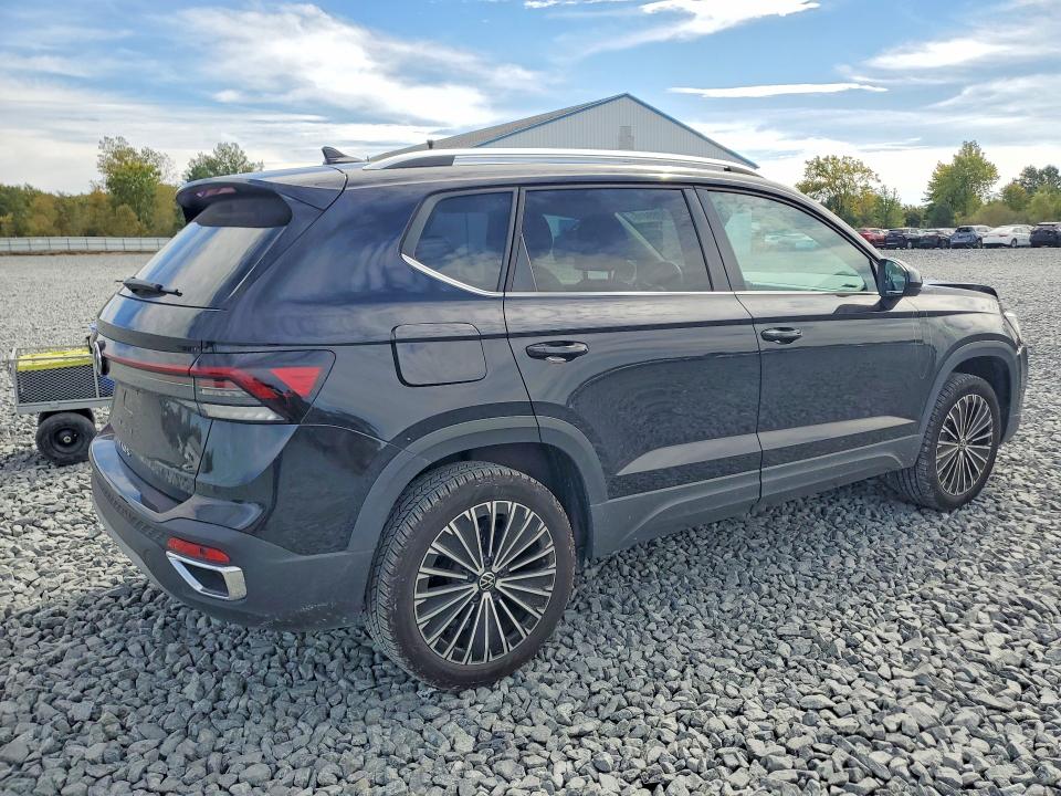 71089416 :رقم المزاد ، 3VVSC7B29SM045754 vin ، 2025 Volkswagen Taos مزاد بيع