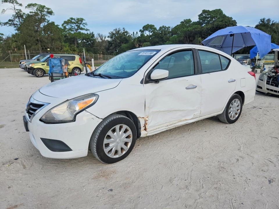 2018 Nissan Versa მანქანა იყიდება აუქციონზე, vin: 3N1CN7AP6JL885055, აუქციონის ნომერი: 70741796
