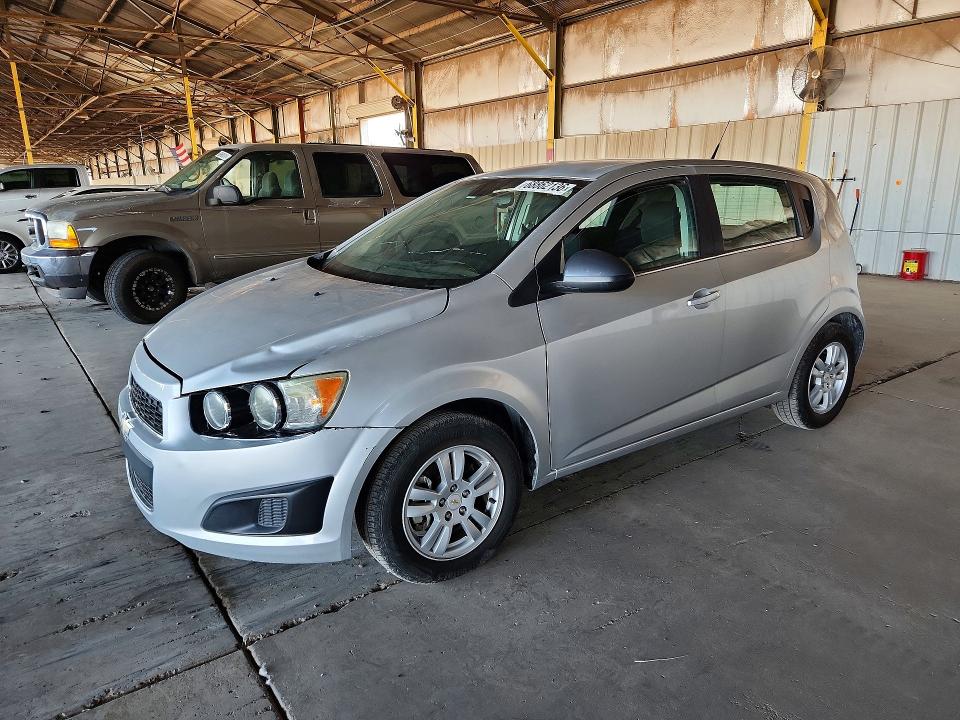 68862136 :رقم المزاد ، 1G1JC6SH3C4172658 vin ، 2012 Chevrolet Sonic مزاد بيع