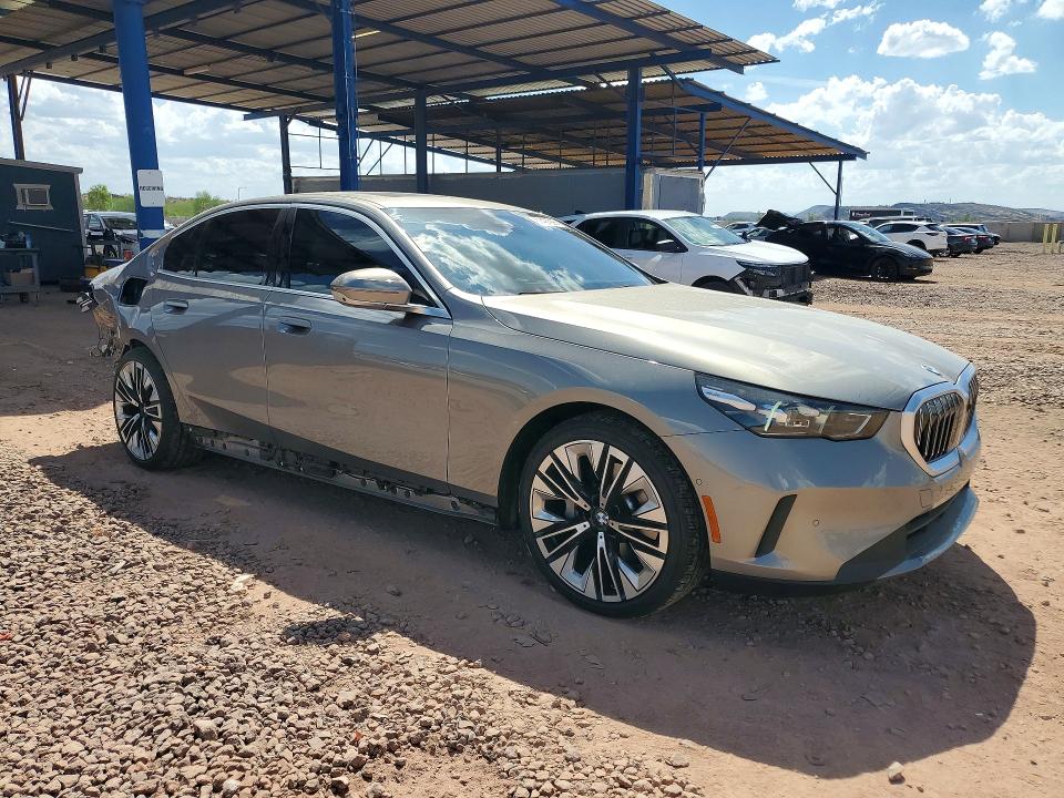67497996 :رقم المزاد ، WBA43FJ02RCT06295 vin ، 2024 Bmw 530 مزاد بيع