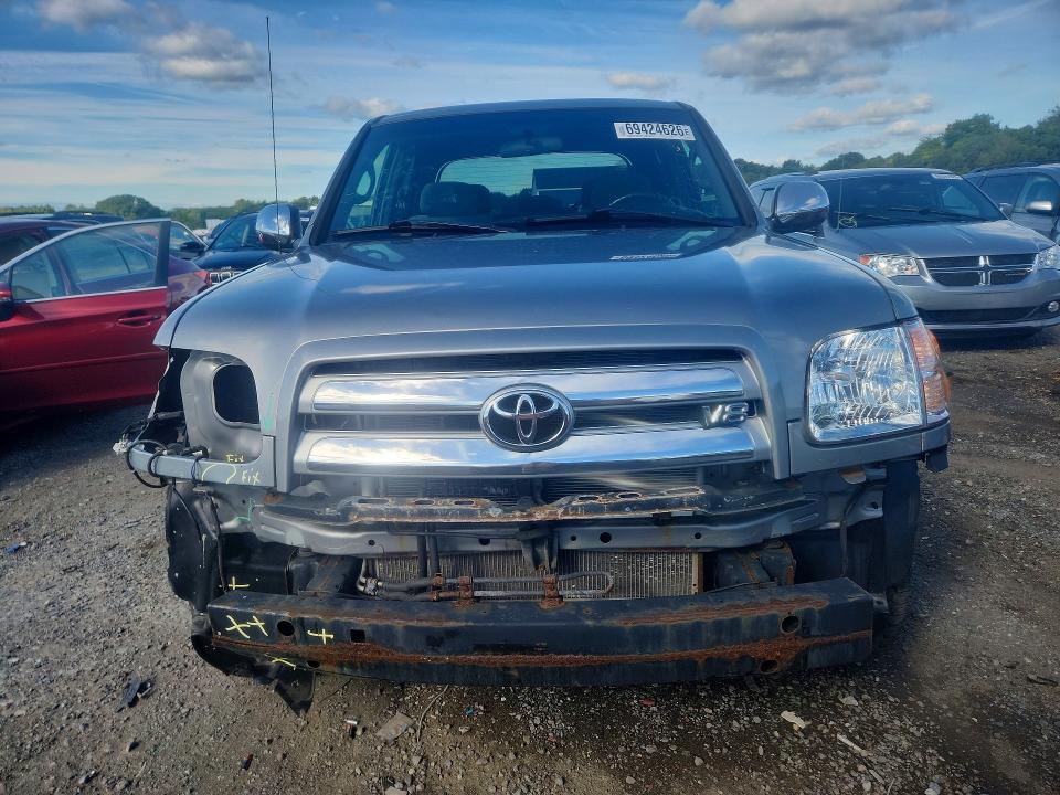 69424626 :رقم المزاد ، 5TBDT441X4S441777 vin ، 2004 Toyota Tundra مزاد بيع