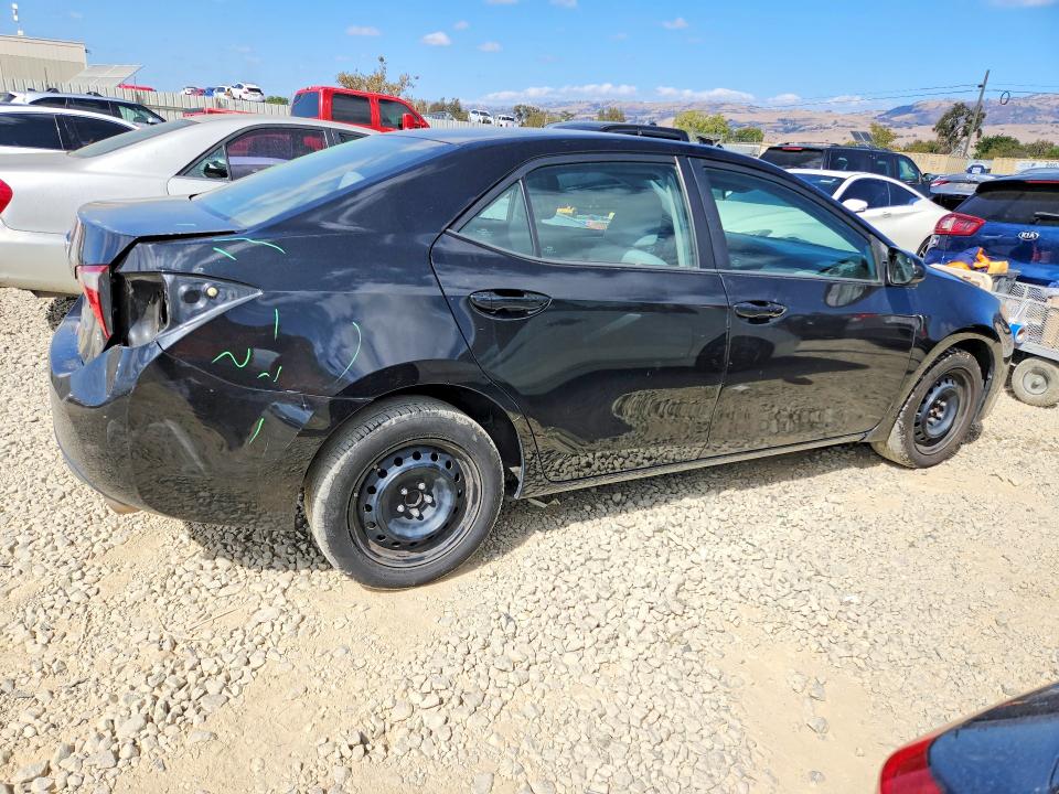 Продаж на аукціоні авто 2015 Toyota Corolla, vin: 5YFBURHE3FP246945, номер лоту: 68712636