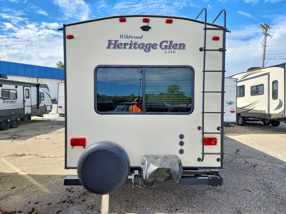 Продажа на аукционе авто 2018 Wildwood Heritage G, vin: 4X4TWBC29JU014648, номер лота: 69439756